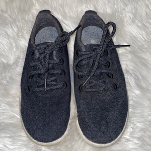 allbirds Women’s Wool Runners dark Gray